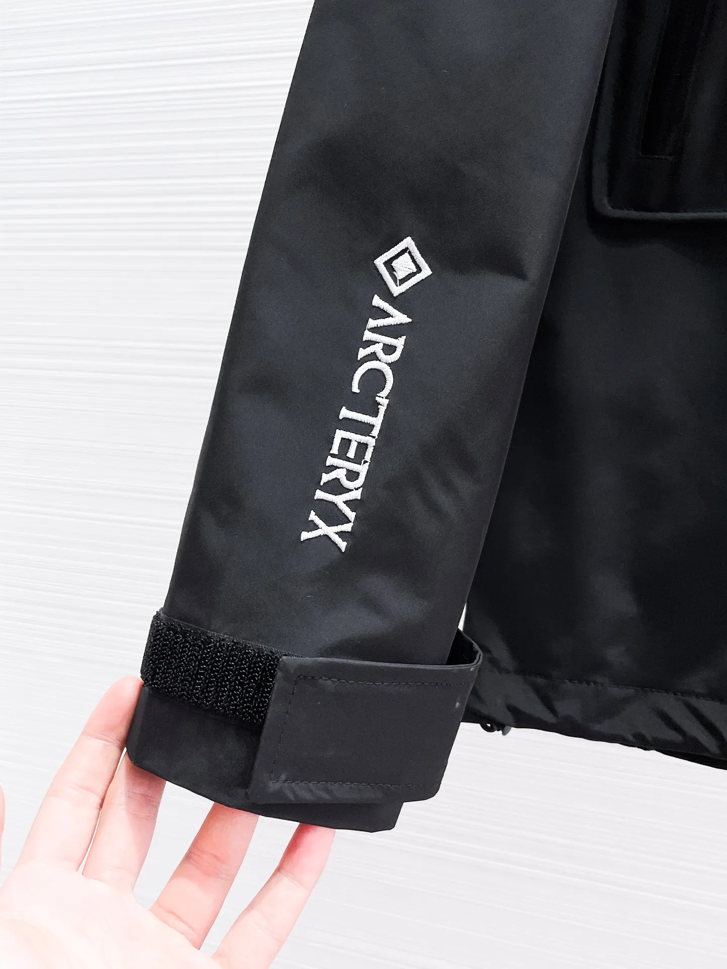 Same Style， ， 2026 New Arrival ， Original Premium Breathable ， ， ， Quality。 ， Sizes：M～3XL，
